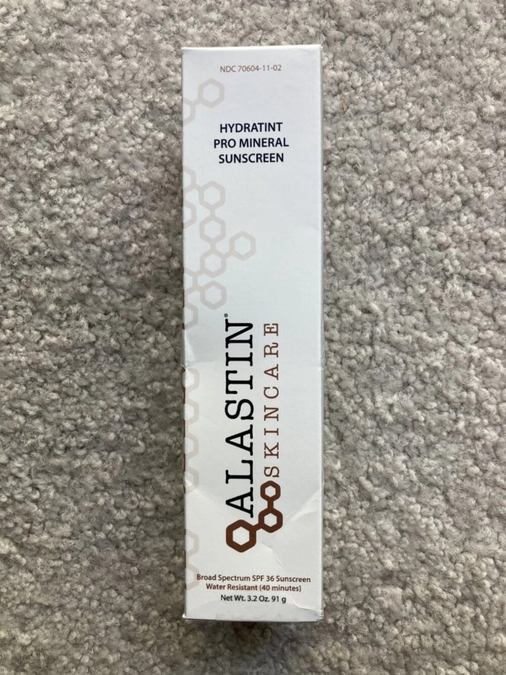 Alastin Hydratint Pro Mineral Broad Spectrum Sunscreen SPF36 (3.2oz/91g) AUTH*